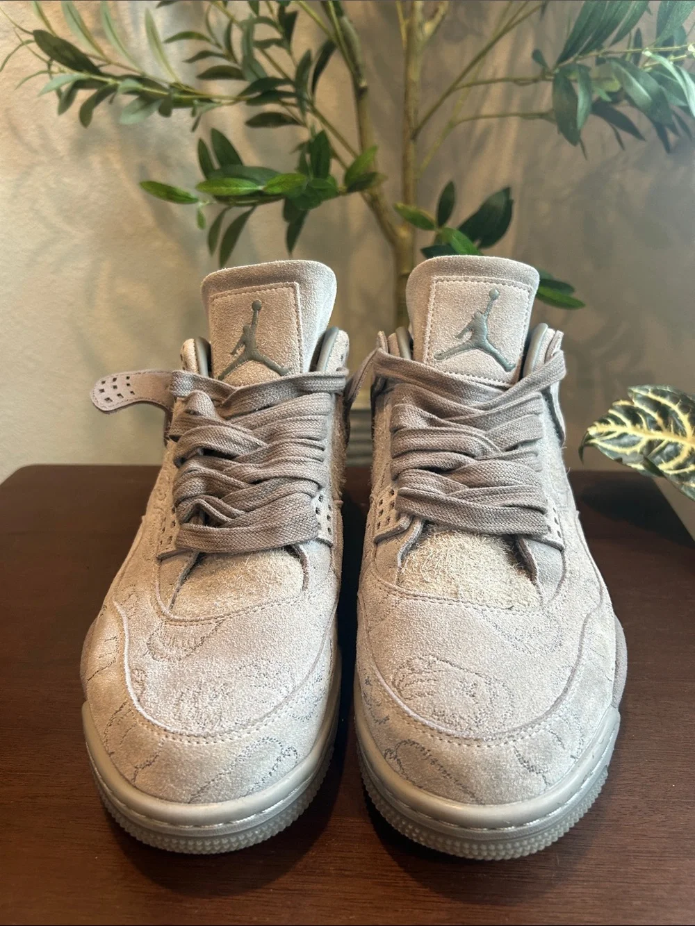 Jordan Men's Suede Retro Sneakers - Light Taupe